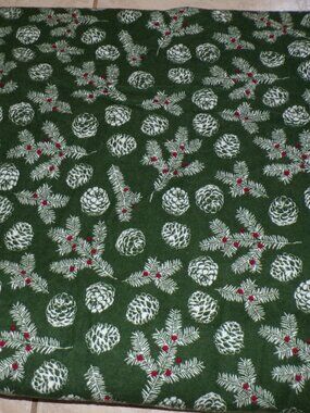 Super Snuggle Fabric Joann 100% Cotton Flannel Pine Cones Red Berries Boughs